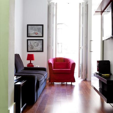 Modern Flats In Justicia By Allo Housing Мадрид Стая снимка
