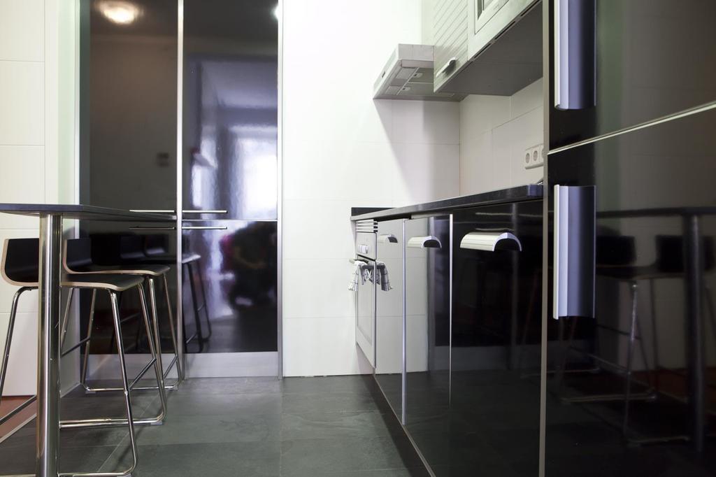 Modern Flats In Justicia By Allo Housing Мадрид Стая снимка