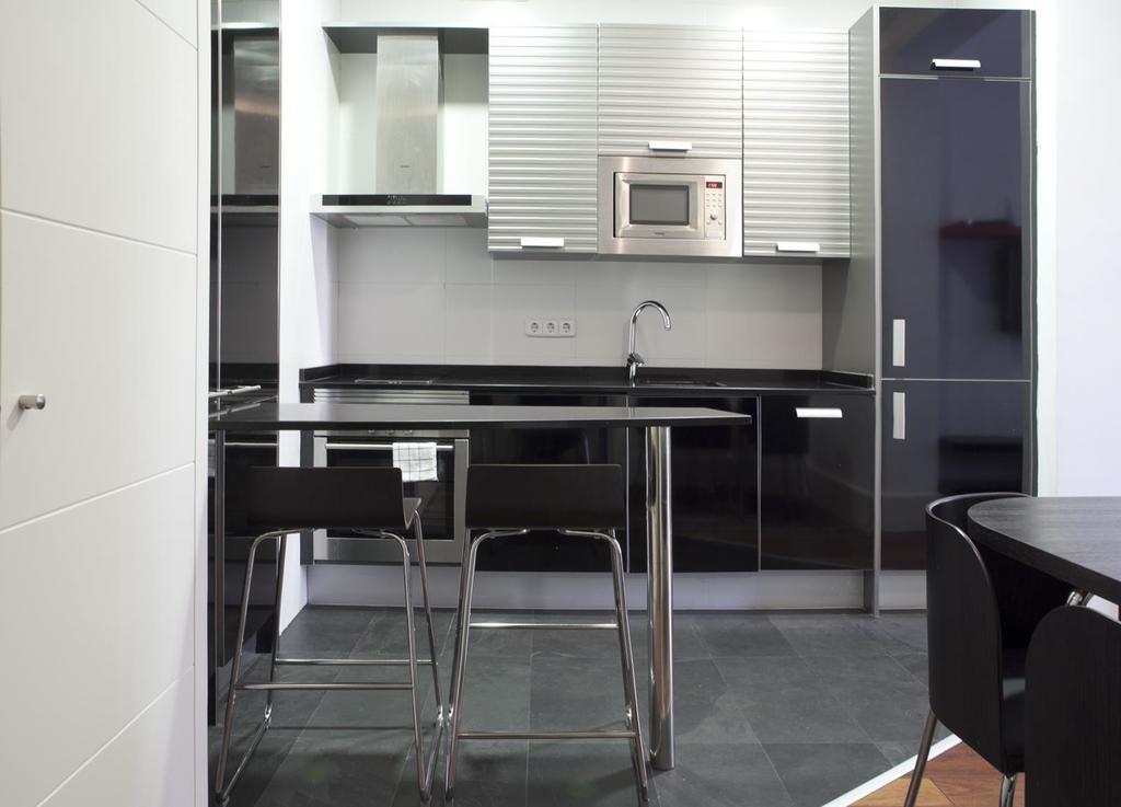 Modern Flats In Justicia By Allo Housing Мадрид Стая снимка